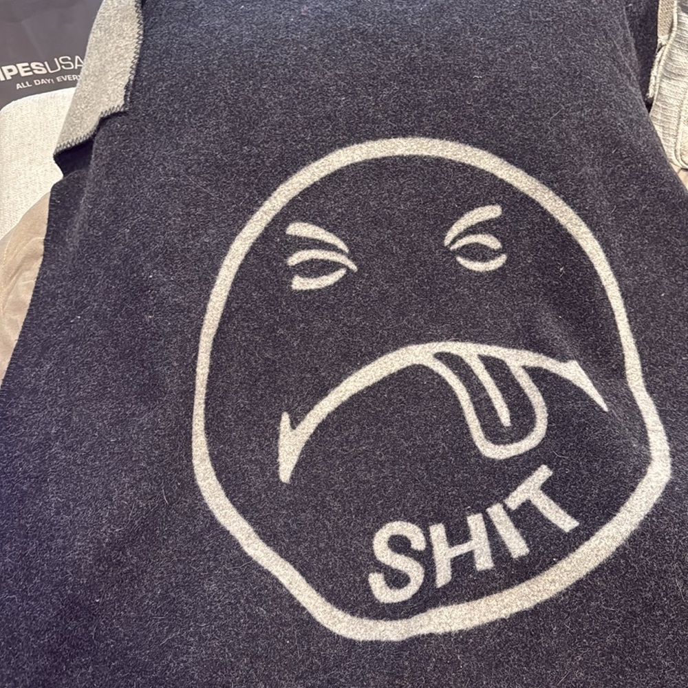 Supreme wool - Picture 3 of 3